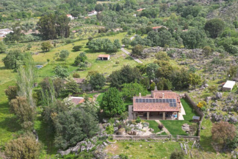magnifica-finca-de-6-hectareas-en-valencia-de-alcantara00