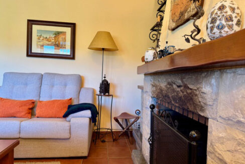 magnifica-finca-de-6-hectareas-en-valencia-de-alcantara11