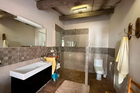 finca-de-7-ha-en-alcorneo05